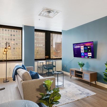 Апартаменты Vibrant Luxury Prime Location 24-7 Onsite Parking Gym Lounge Питтсбург Экстерьер фото